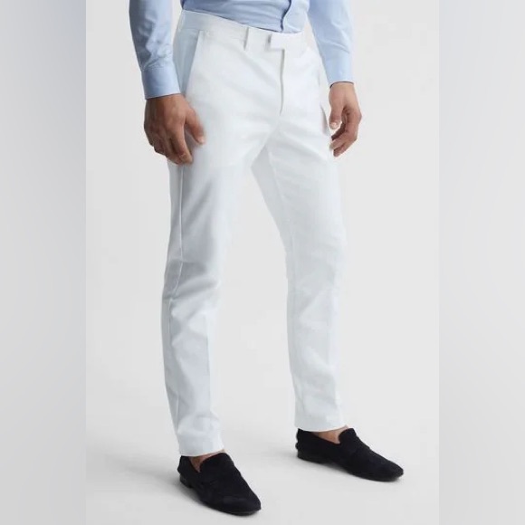 Reiss Eastbury Slim Fit Cotton Blend Chino Trousers (White)